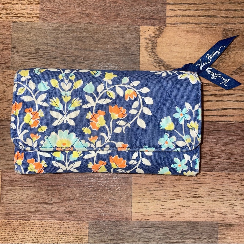 Vera Bradley Floral Print Wristlet Wallet w Phone Holder